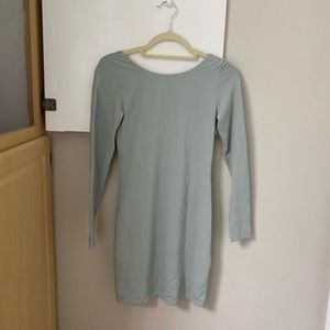Aritzia Babaton Contour Crew Longsleeve Mini Backless Dress in Size Medium